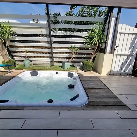 Сasa de vacaciones 24, Port Nature, Village Naturiste Cap D'agde *
